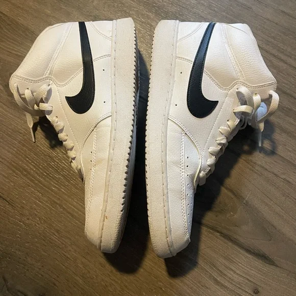 Nike Men's Court Vision Mid